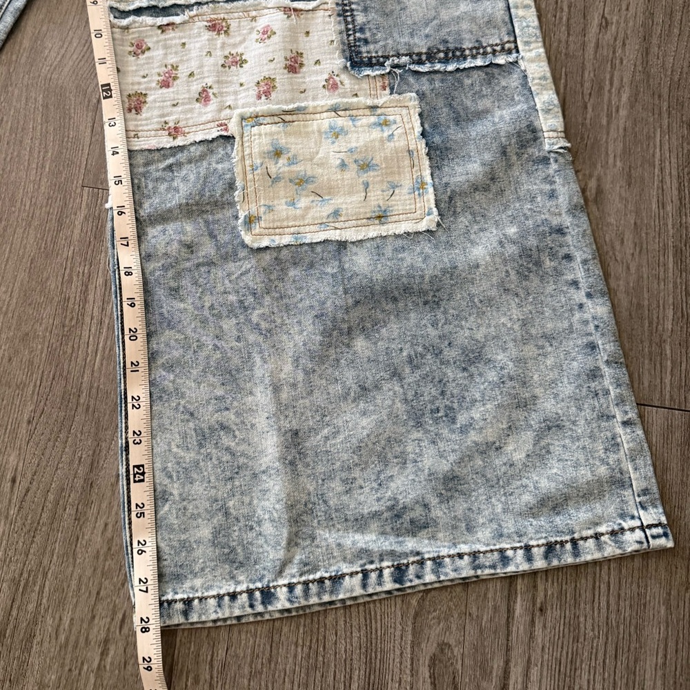 POL Patchwork Jeans NWOT - image 8